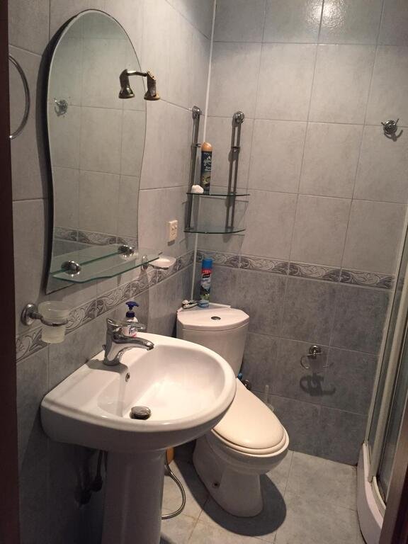 Kirayə verilir 2 otaqlı köhnə tikili, 65 m², 28 May m.-3