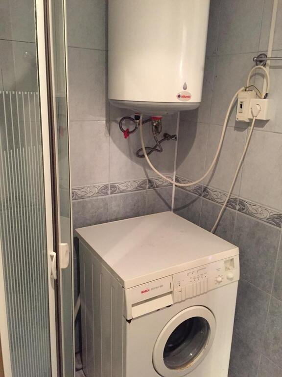 Kirayə verilir 2 otaqlı köhnə tikili, 65 m², 28 May m.-5