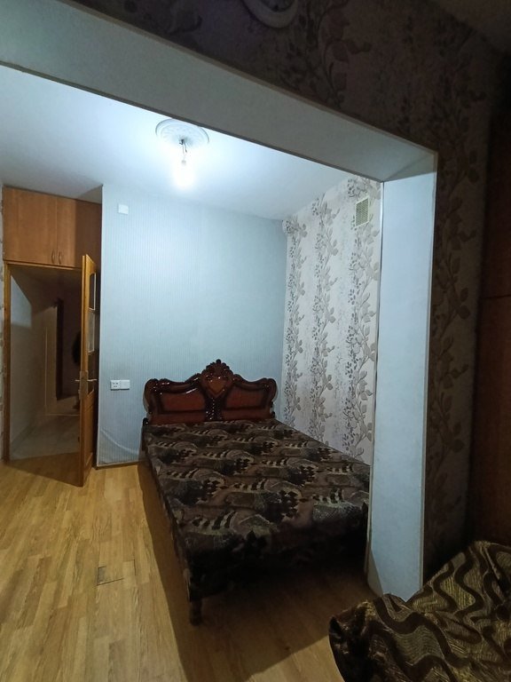 Satılır 2 otaqlı köhnə tikili, 45 m², Xalqlar dostluğu m.-6