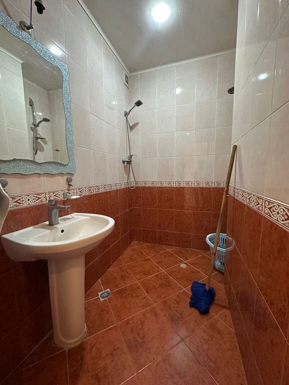 Satılır 4 otaqlı köhnə tikili, 110 m², Xalqlar dostluğu m.-16