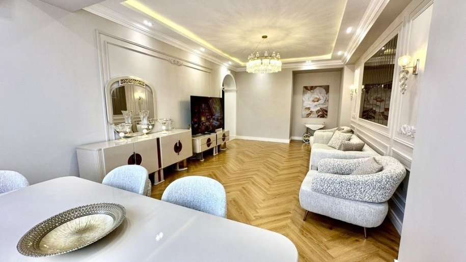 Satılır 3 otaqlı yeni tikili, 130 m², Gənclik m.-3