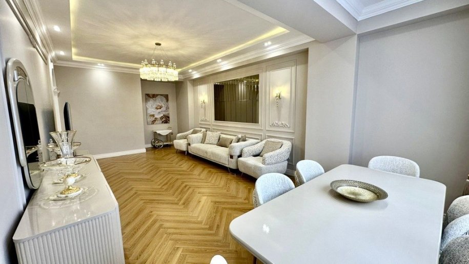 Satılır 3 otaqlı yeni tikili, 130 m², Gənclik m.-4
