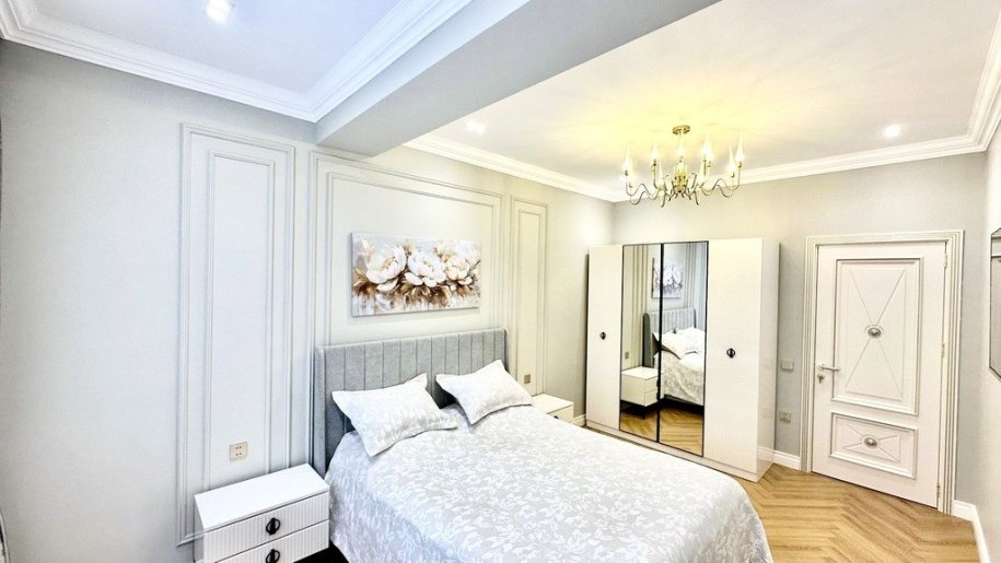 Satılır 3 otaqlı yeni tikili, 130 m², Gənclik m.-8