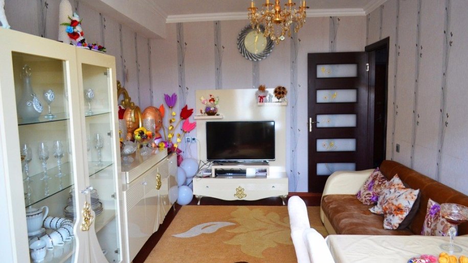 Satılır 3 otaqlı köhnə tikili, 80 m², Memar Əcəmi m.-5