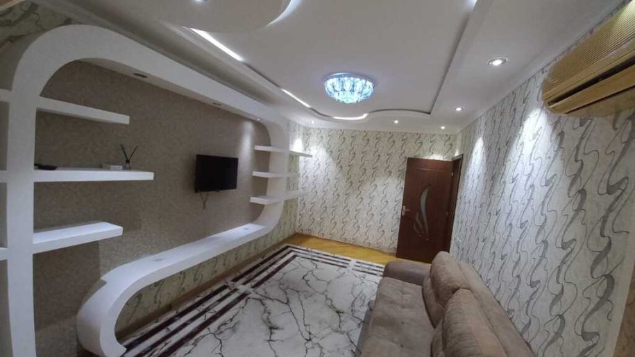 Satılır 3 otaqlı köhnə tikili, 75 m², Xalqlar dostluğu m.-1