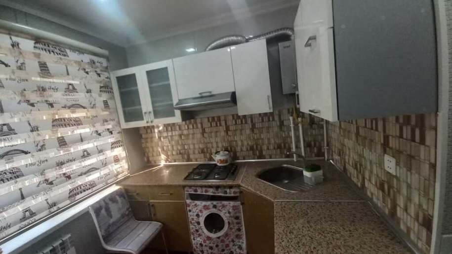 Satılır 3 otaqlı köhnə tikili, 75 m², Xalqlar dostluğu m.-9