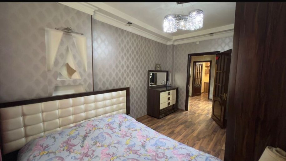 Kirayə verilir 5 otaqlı yeni tikili, 176 m², Xətai-9