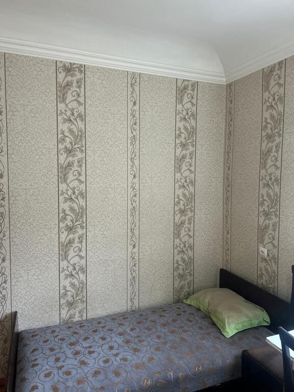 Kirayə verilir 2 otaqlı köhnə tikili, 45 m², Qara Qarayev m.-14