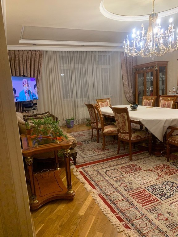 Satılır 4 otaqlı yeni tikili, 180 m², Azadlıq Prospekti m.-1