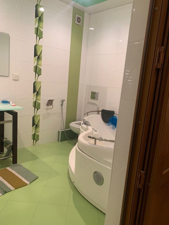 Satılır 4 otaqlı yeni tikili, 180 m², Azadlıq Prospekti m.-15
