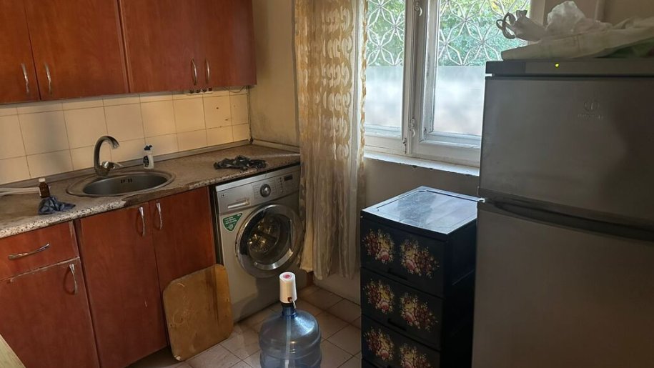 Kirayə verilir 2 otaqlı köhnə tikili, 45 m², Elmlər Akademiyası m.-5