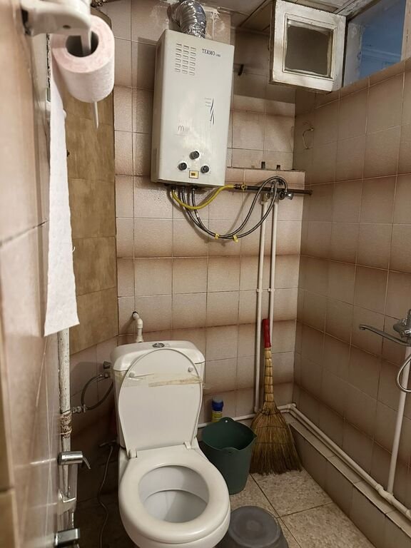 Kirayə verilir 2 otaqlı köhnə tikili, 45 m², Elmlər Akademiyası m.-10