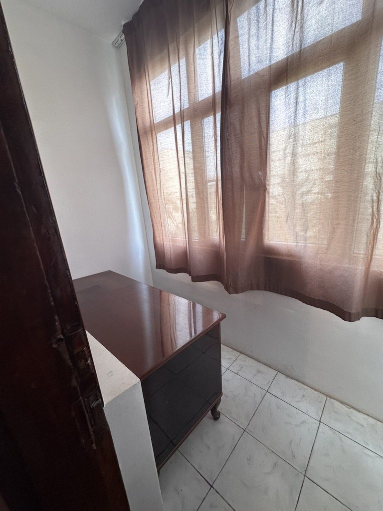 Satılır 2 otaqlı köhnə tikili, 35 m², 8-ci mikrorayon-4