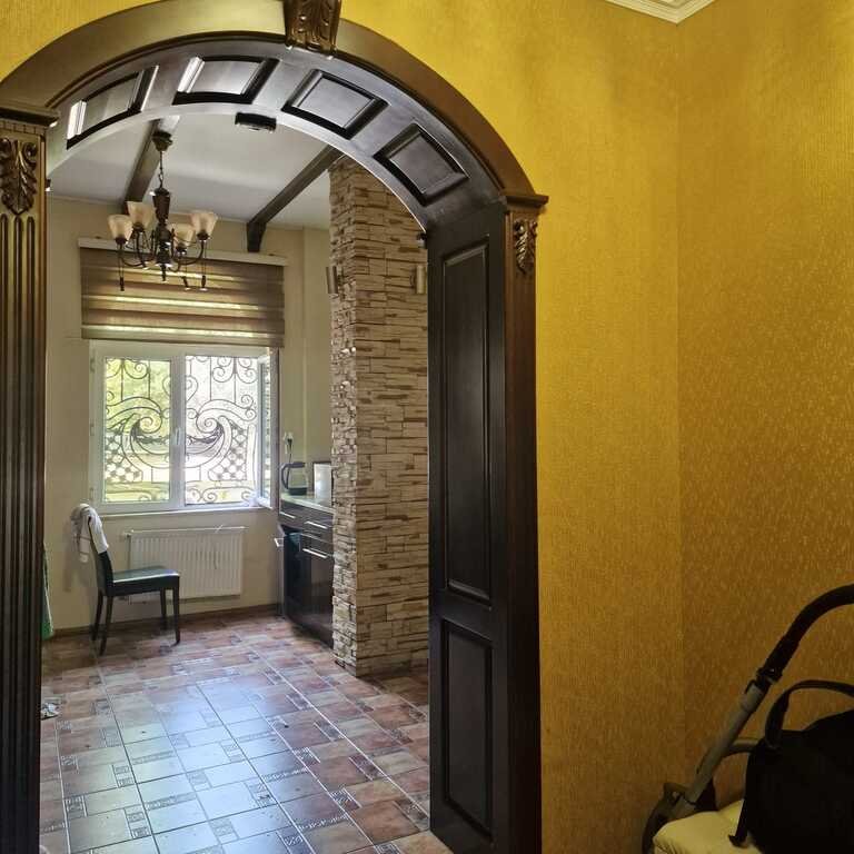 Satılır 3 otaqlı köhnə tikili, 110 m², Elmlər Akademiyası m.-6