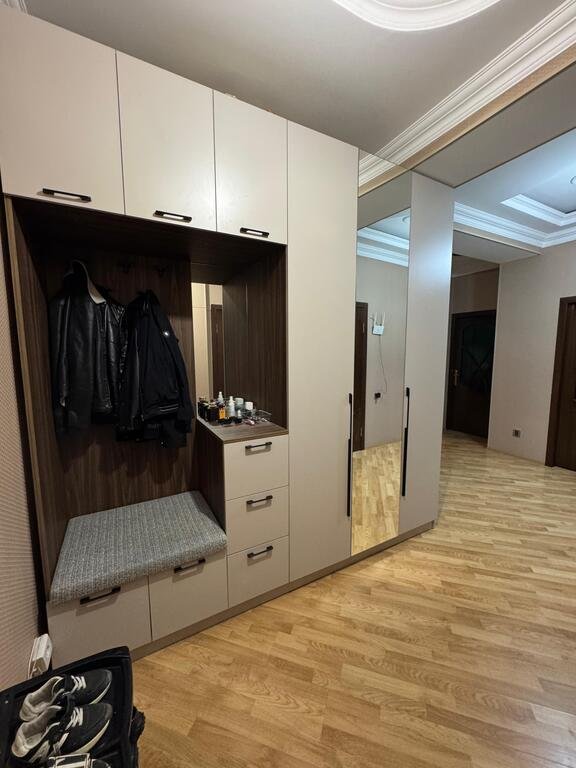 Kirayə verilir 2 otaqlı yeni tikili, 80 m², 9-cu mikrorayon-9