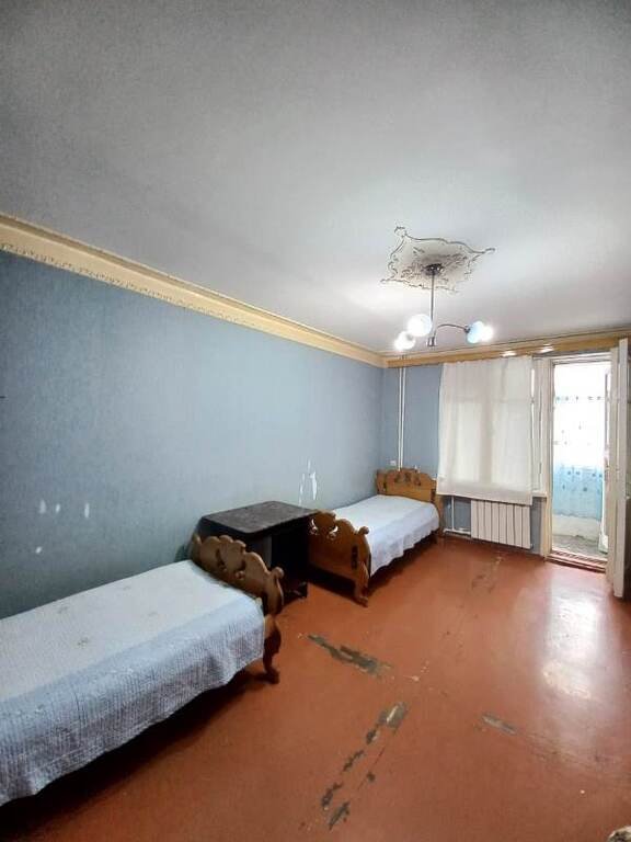 Kirayə verilir 3 otaqlı köhnə tikili, 70 m², İnşaatçılar m.-8