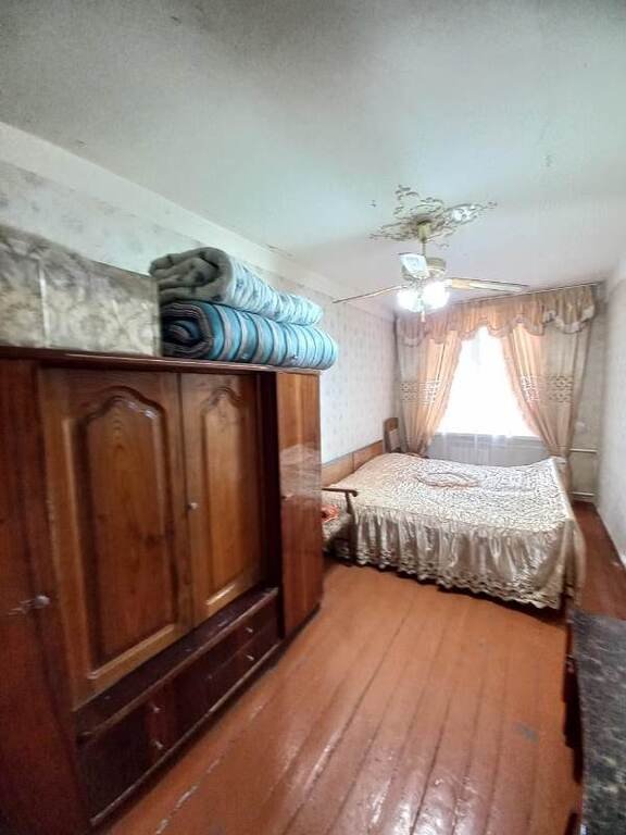 Kirayə verilir 3 otaqlı köhnə tikili, 70 m², İnşaatçılar m.-10