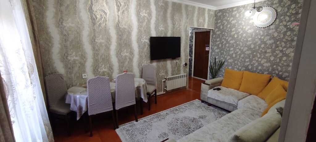 Satılır 3 otaqlı köhnə tikili, 65 m², İnşaatçılar m.-6