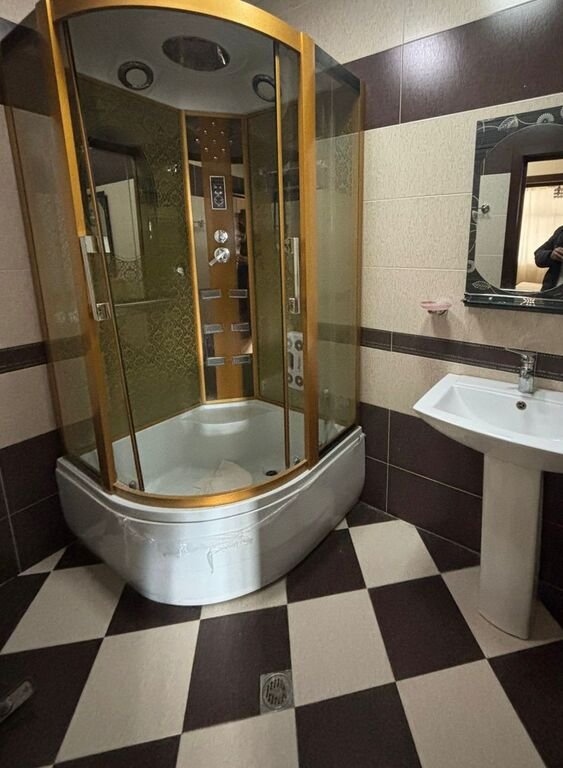 Kirayə verilir 3 otaqlı yeni tikili, 170 m², Memar Əcəmi m.-7