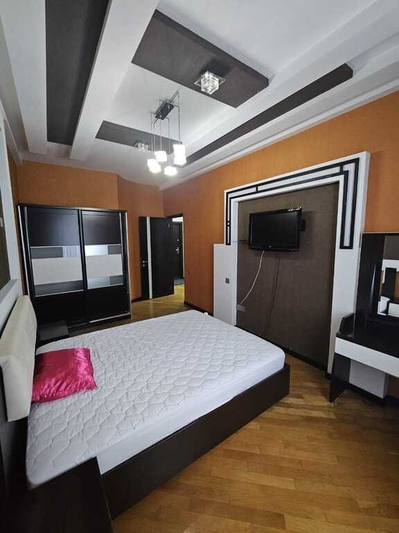 Kirayə verilir 2 otaqlı yeni tikili, 90 m², Nizami m.-4