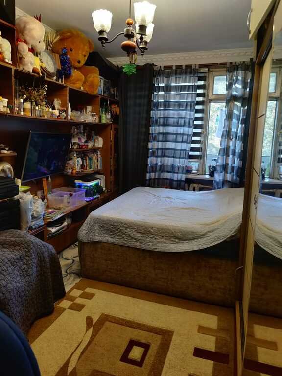 Satılır 3 otaqlı köhnə tikili, 81 m², Azadlıq Prospekti m.-5