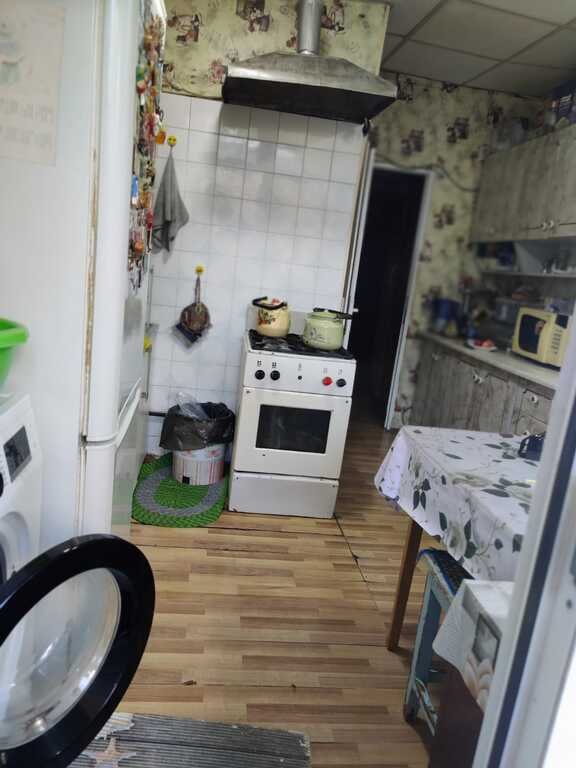 Satılır 3 otaqlı köhnə tikili, 81 m², Azadlıq Prospekti m.-11