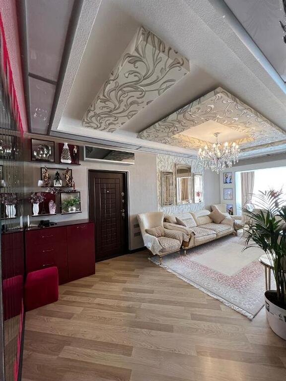 Satılır 3 otaqlı köhnə tikili, 80 m², Həzi Aslanov m.-4