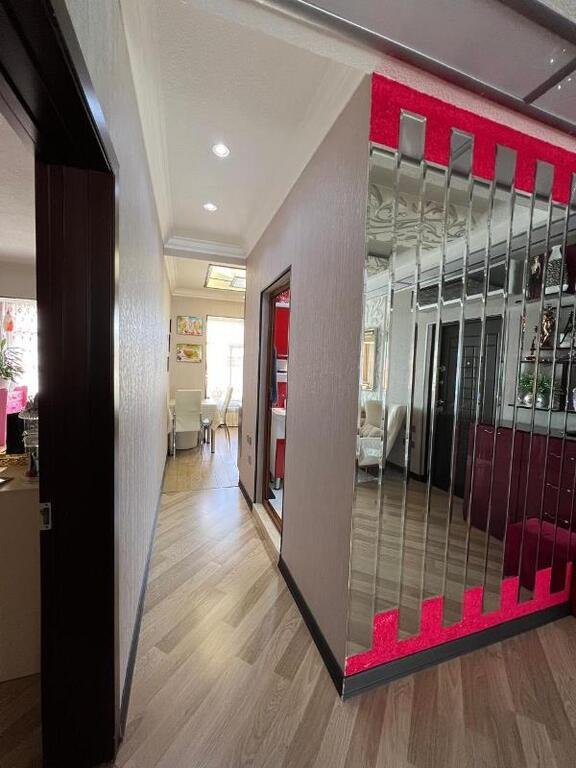 Satılır 3 otaqlı köhnə tikili, 80 m², Həzi Aslanov m.-12