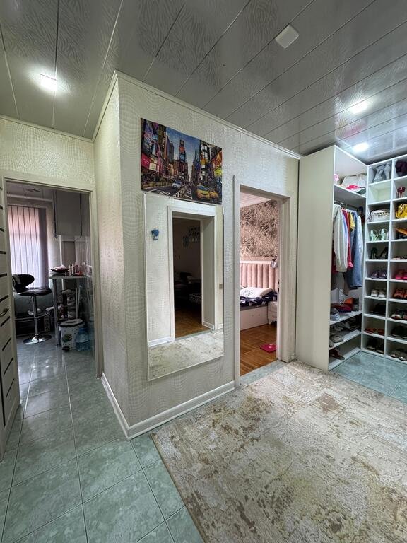 Satılır 3 otaqlı köhnə tikili, 55 m², Elmlər Akademiyası m.-3