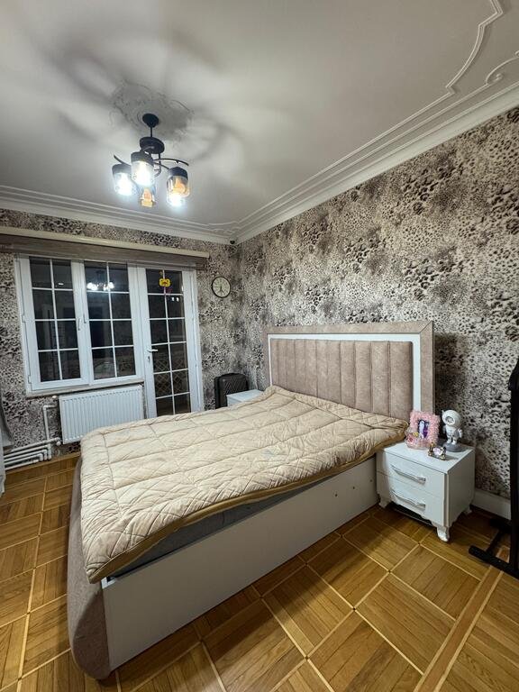 Satılır 3 otaqlı köhnə tikili, 55 m², Elmlər Akademiyası m.-5