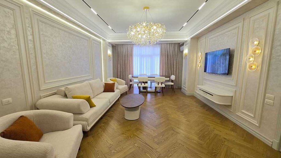 Satılır 4 otaqlı yeni tikili, 177 m², Nəriman Nərimanov m.-1