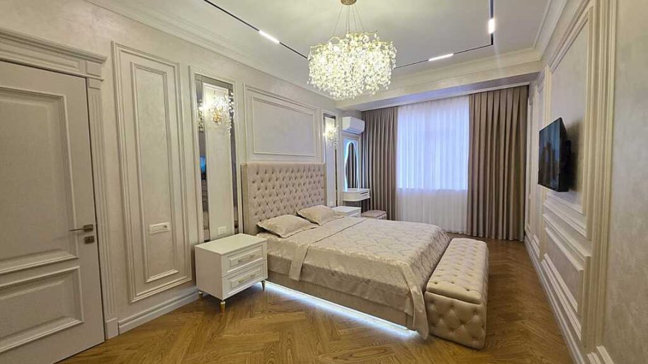 Satılır 4 otaqlı yeni tikili, 177 m², Nəriman Nərimanov m.-17