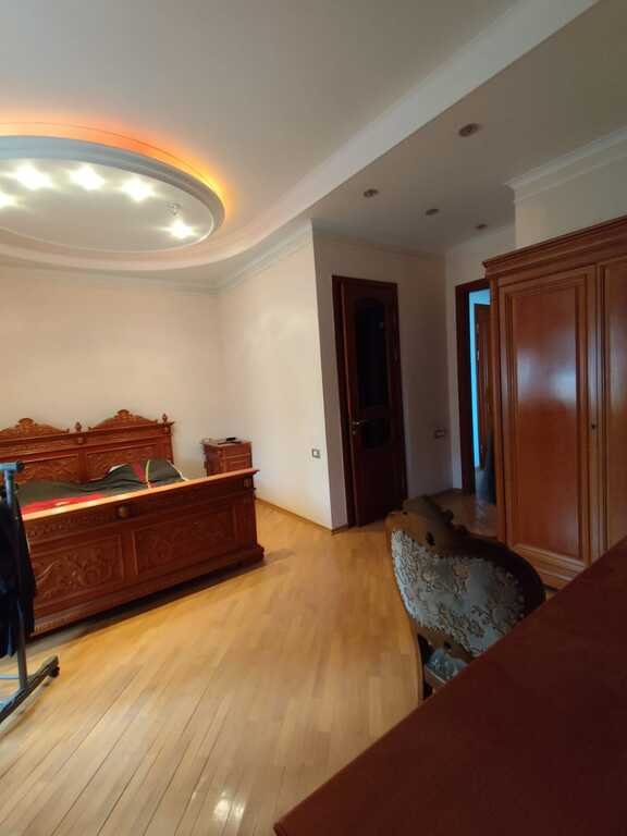 Satılır 3 otaqlı yeni tikili, 150 m², Elmlər Akademiyası m.-4