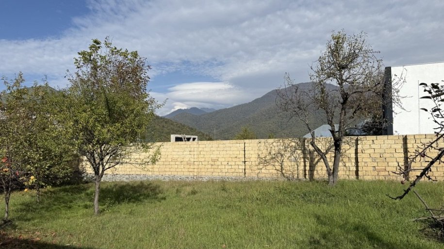 6 sot torpaq satılır, Qəbələ-1