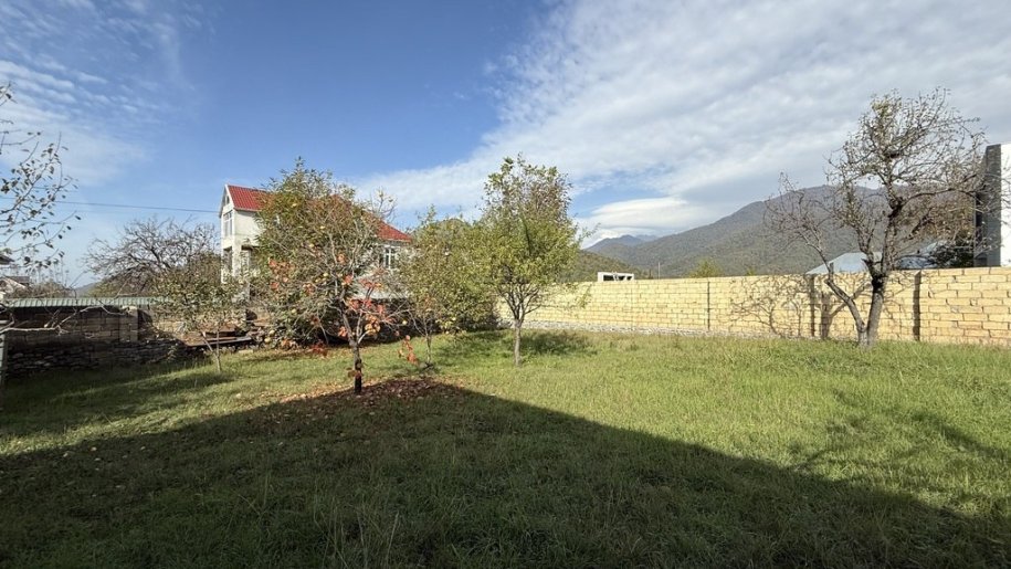6 sot torpaq satılır, Qəbələ-4