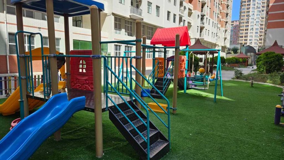 Kirayə verilir 3 otaqlı yeni tikili, 138 m², Nəsimi-3
