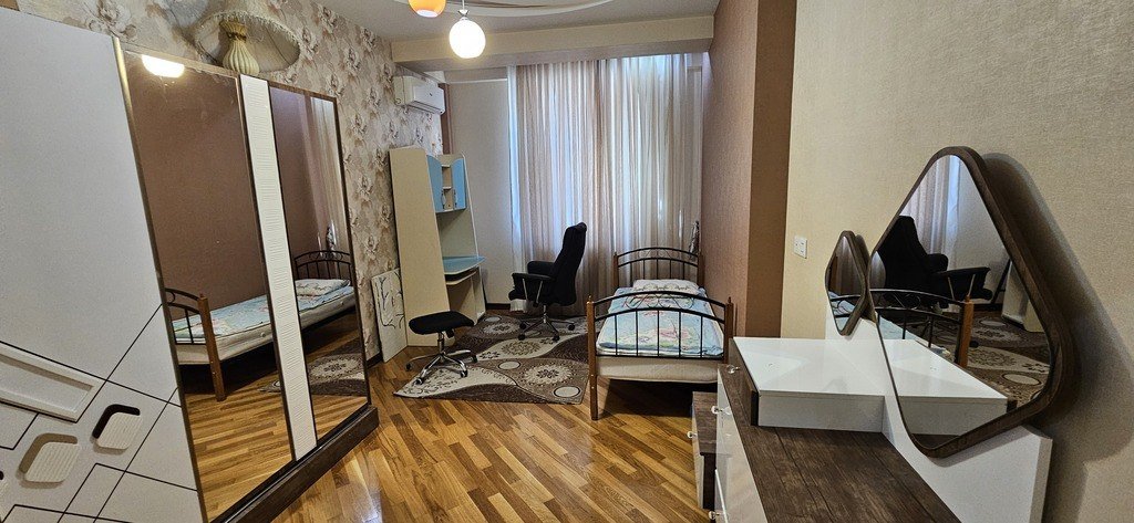 Kirayə verilir 3 otaqlı yeni tikili, 138 m², Nəsimi-8