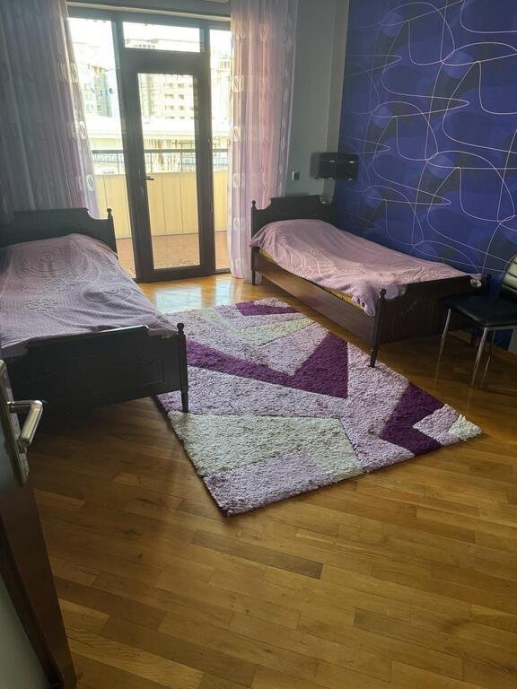 Kirayə verilir 3 otaqlı köhnə tikili, 80 m², Nizami m.-4