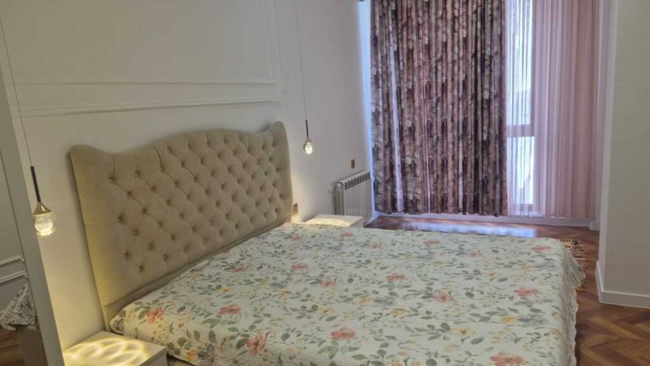 Satılır 3 otaqlı yeni tikili, 135 m², Gənclik m.-7