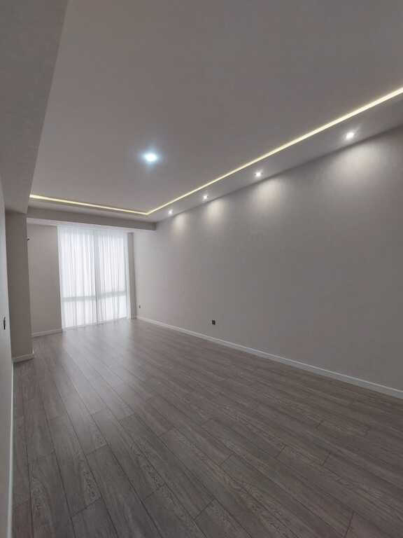 Satılır 3 otaqlı yeni tikili, 100 m², 28 May m.-7