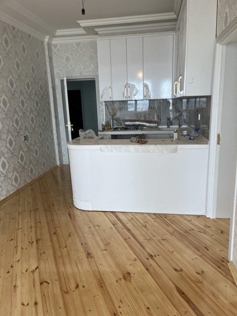 Satılır 3 otaqlı köhnə tikili, 84 m², Sumqayıt-3