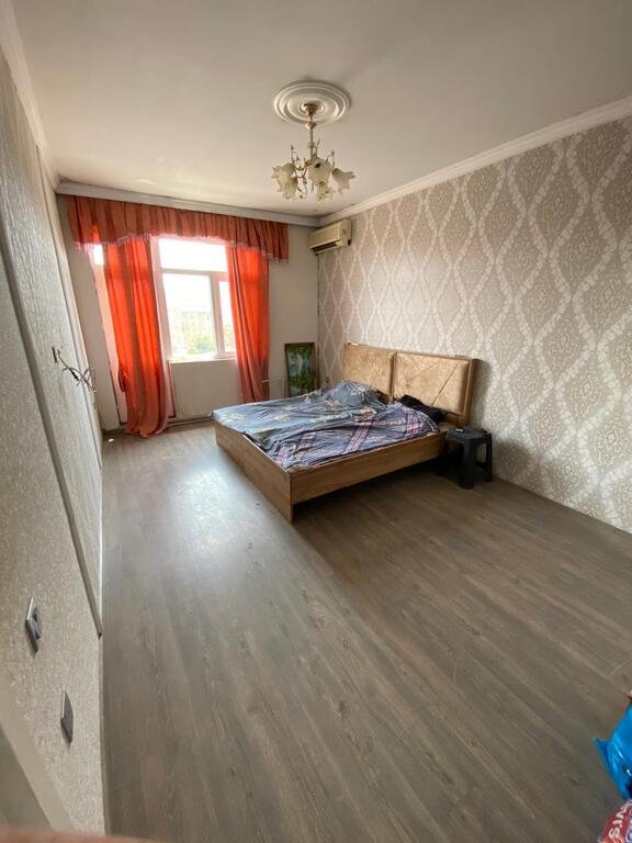 Satılır 2 otaqlı köhnə tikili, 59 m², 8 noyabr-2