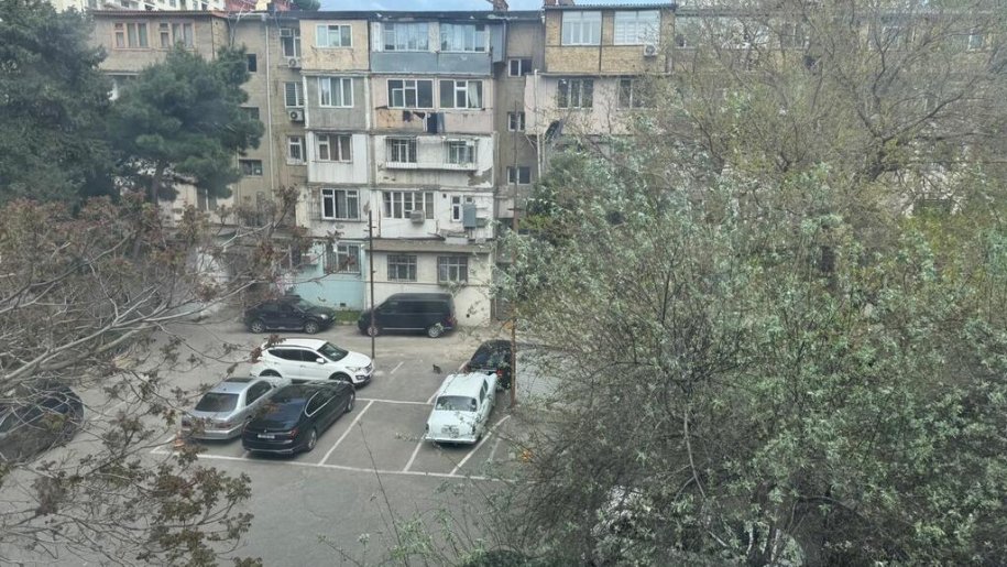 Satılır 4 otaqlı köhnə tikili, 90 m², Nəriman Nərimanov m.-15