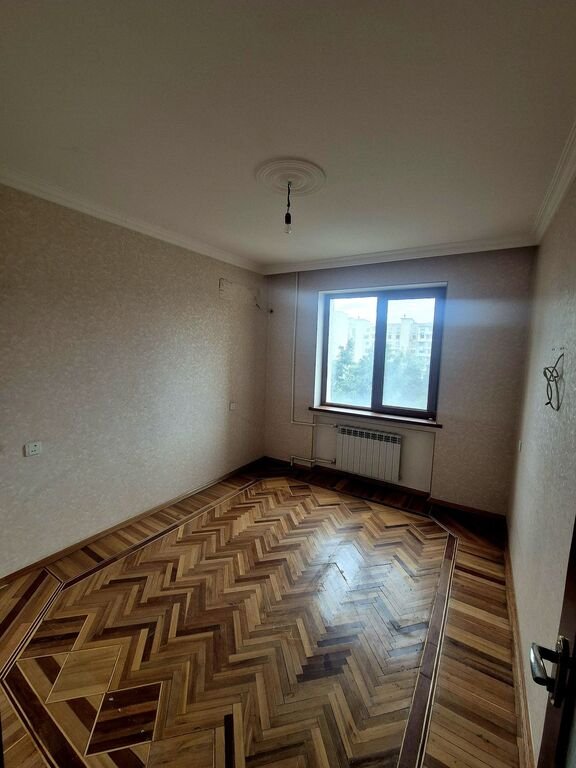 Satılır 2 otaqlı köhnə tikili, 65 m², Xalqlar dostluğu m.-1