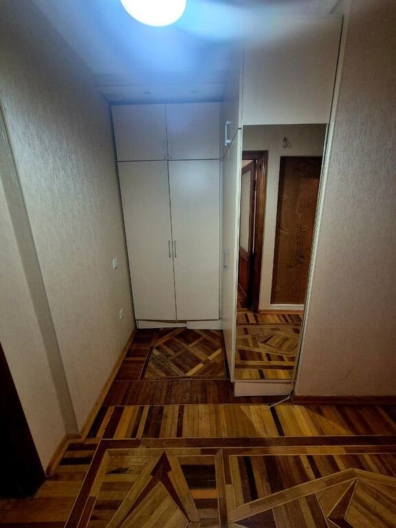 Satılır 2 otaqlı köhnə tikili, 65 m², Xalqlar dostluğu m.-5
