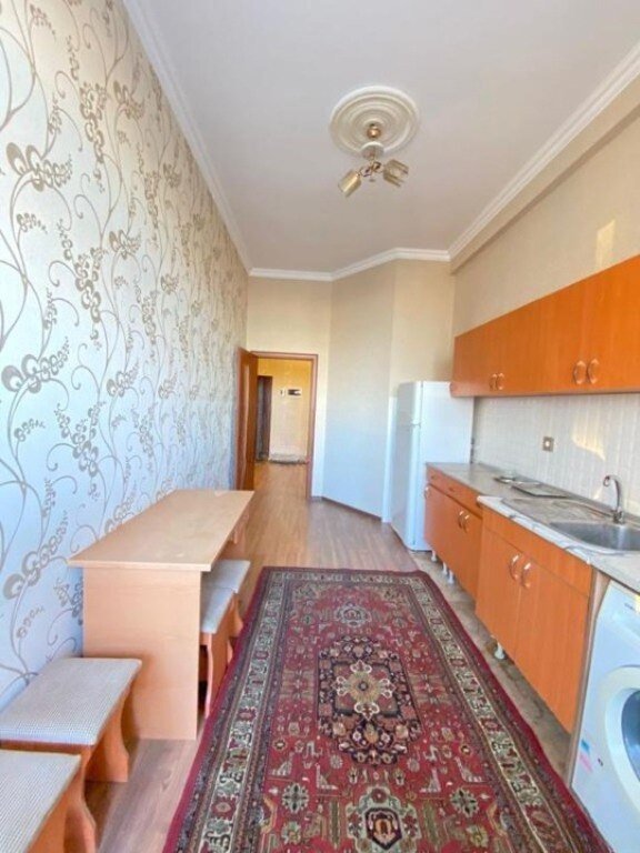 Satılır 3 otaqlı yeni tikili, 110 m², İnşaatçılar m.-7