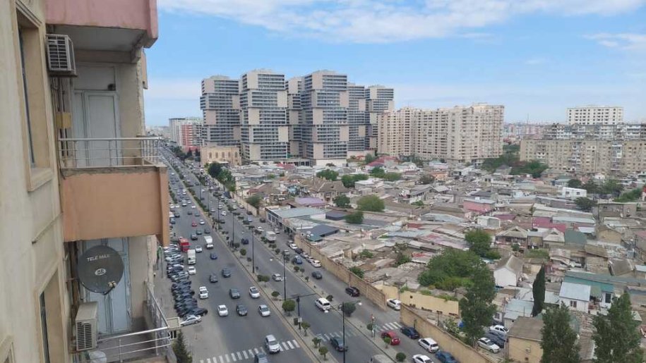 Satılır 3 otaqlı yeni tikili, 110 m², İnşaatçılar m.-11