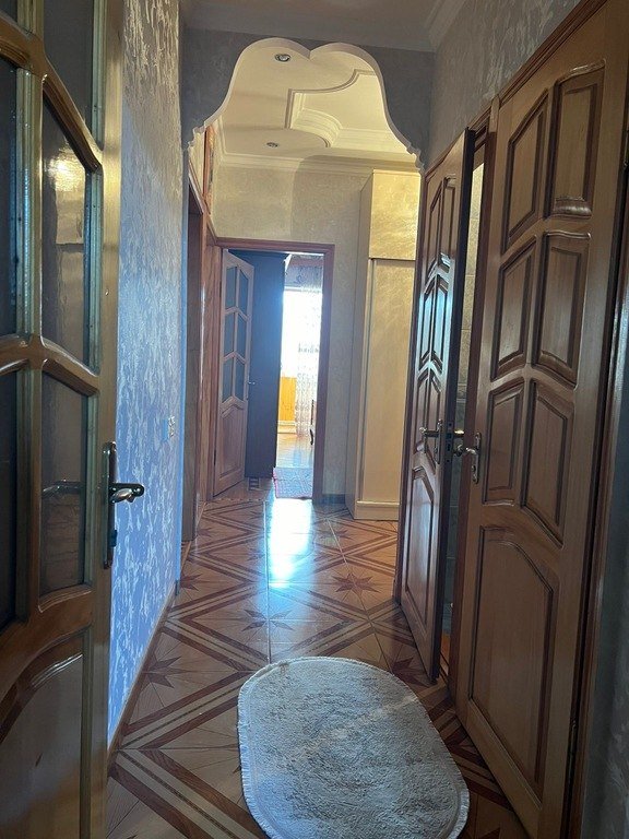 Kirayə verilir 2 otaqlı köhnə tikili, 64 m², Xalqlar dostluğu m.-5