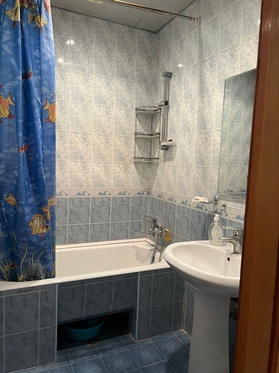 Kirayə verilir 2 otaqlı köhnə tikili, 64 m², Xalqlar dostluğu m.-9