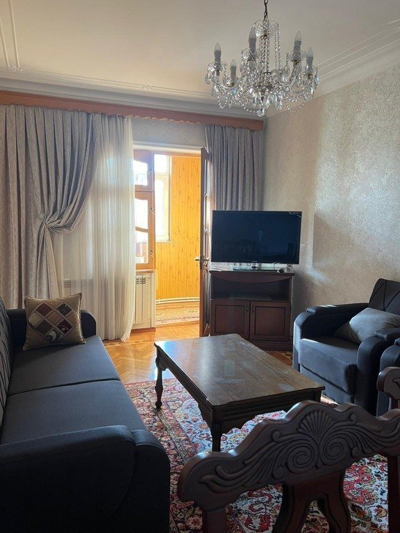 Kirayə verilir 2 otaqlı köhnə tikili, 64 m², Xalqlar dostluğu m.-14